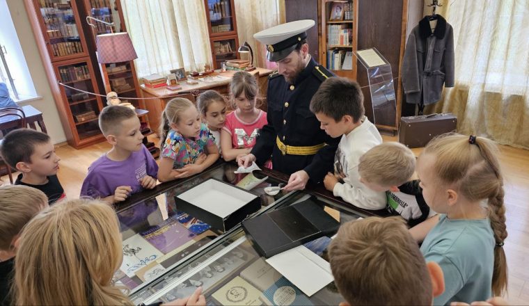 Ребята из пришкольных лагерей весело и познавательно провели время в Пензенском литературном музее