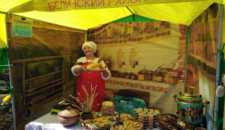 Сотрудники музея-усадьбы В.Г. Белинского представили свою площадку на традиционной агротехнологической выставке «День поля»