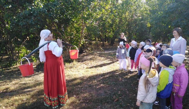 Для дошкольников и младших школьников в музее В.Г. Белинского проводятся занятия по истории русского быта