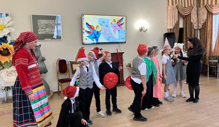 Гимназисты побывали на «Именинах в литературном музее»