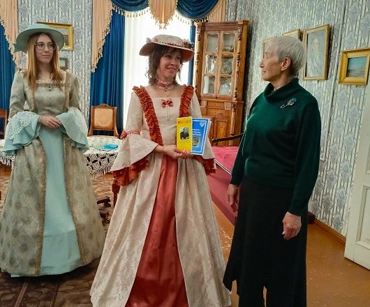 Участники книжного клуба посетили музей А.Н. Радищева