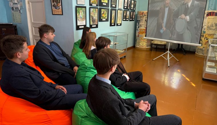 На арт-медиации в музее А.И. Куприна побывали Наровчатские школьники