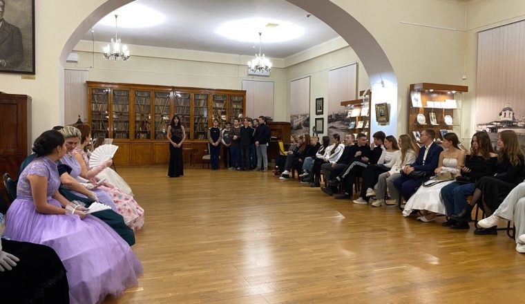 В Пензенском литературном музее открылся в «портал в прошлое»