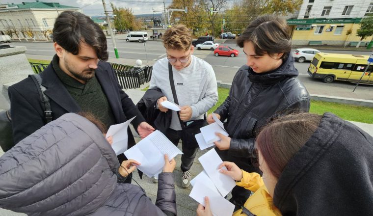 Осенняя погода — не повод отказываться от пешеходных экскурсий!