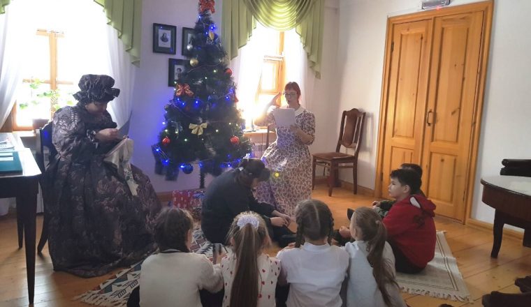 В музее В.Г. Белинского прошёл новогодний праздник для детей участников СВО