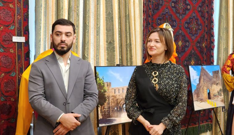 «Орнаменты и отражение» Республики Дагестан в Пензенском литературном музее