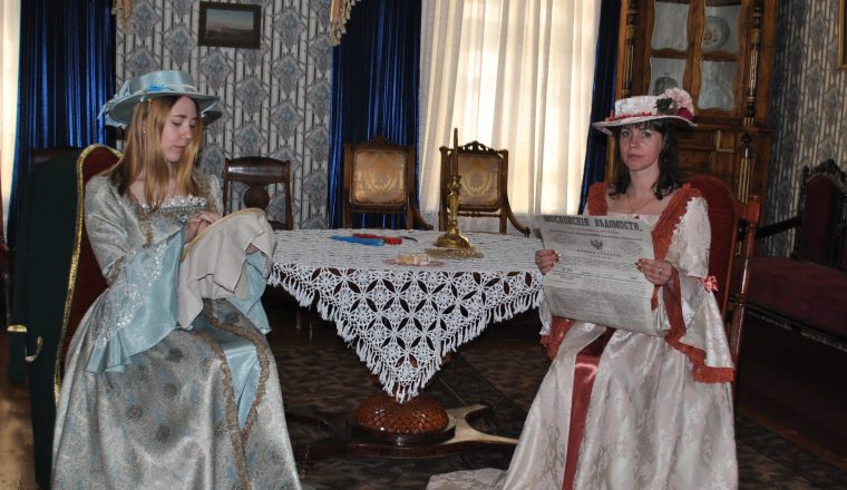 Школьники из г.Пензы познавательно проводят время в музее А.Н. Радищева