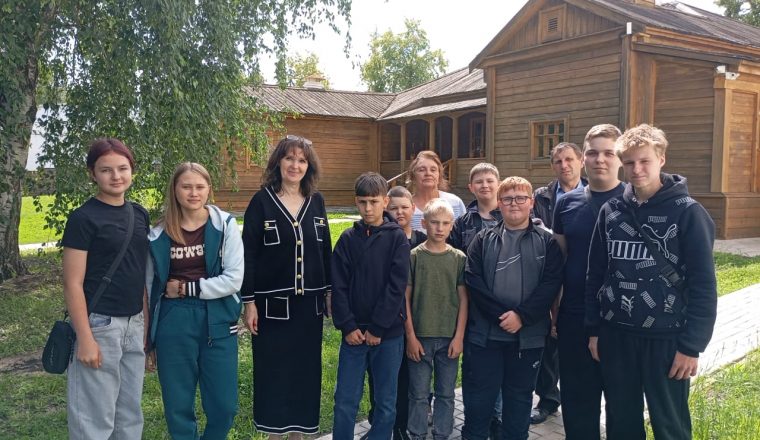 «Мир прекрасен без наркотиков» — информационный час в музее В.Г. Белинского