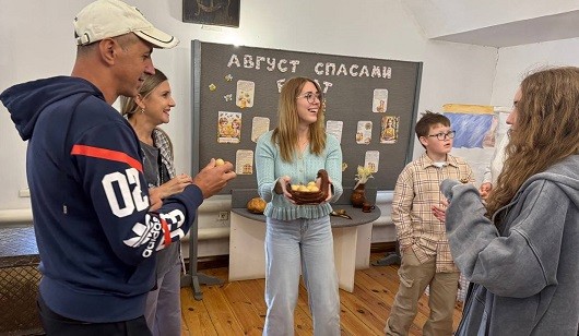 С православными праздниками августа знакомит выставка-игра в музее А.Н. Радищева