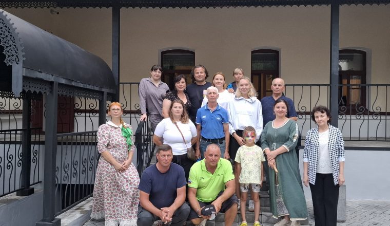 Представители Федерации водных видов спорта посетили музей-усадьбу В.Г. Белинского и Культурный центр «Белинский»