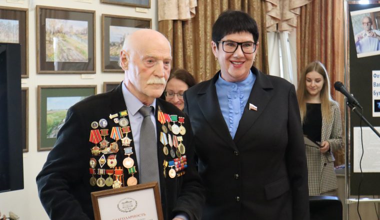 В Пензенском литературном музее состоялось чествование писателя Валерия Бутова