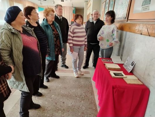 С уникальными экземплярами «Путешествия..» познакомила выставка из фондов музея