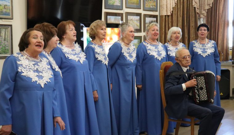В Пензенском литературном музее отметили День пожилого человека