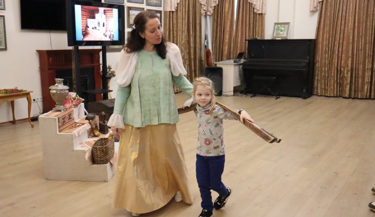 В Пензенском литературном музее провели программу «Приметы милой старины»